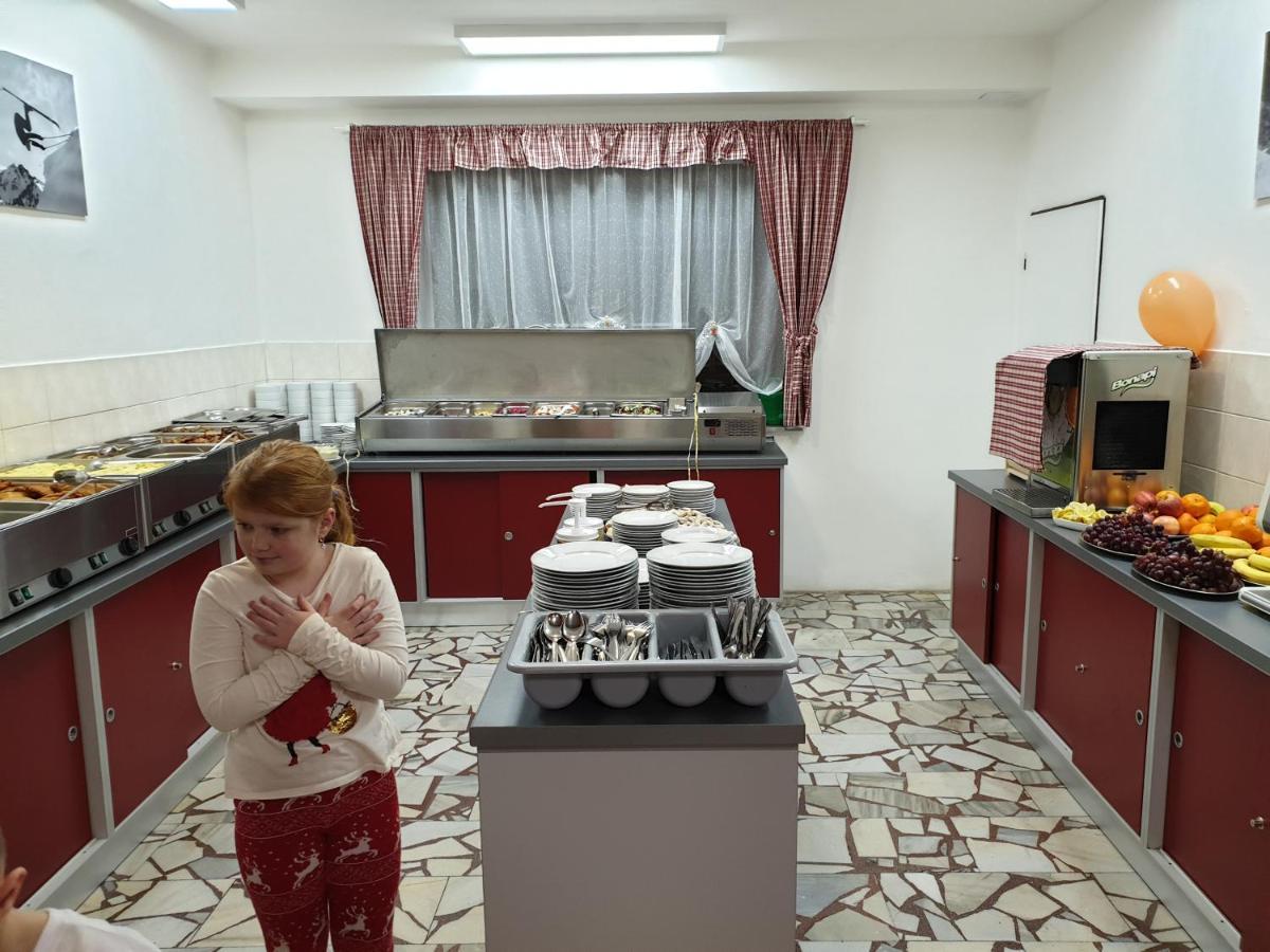 Sporthotel Mustek Jáchymov Kültér fotó